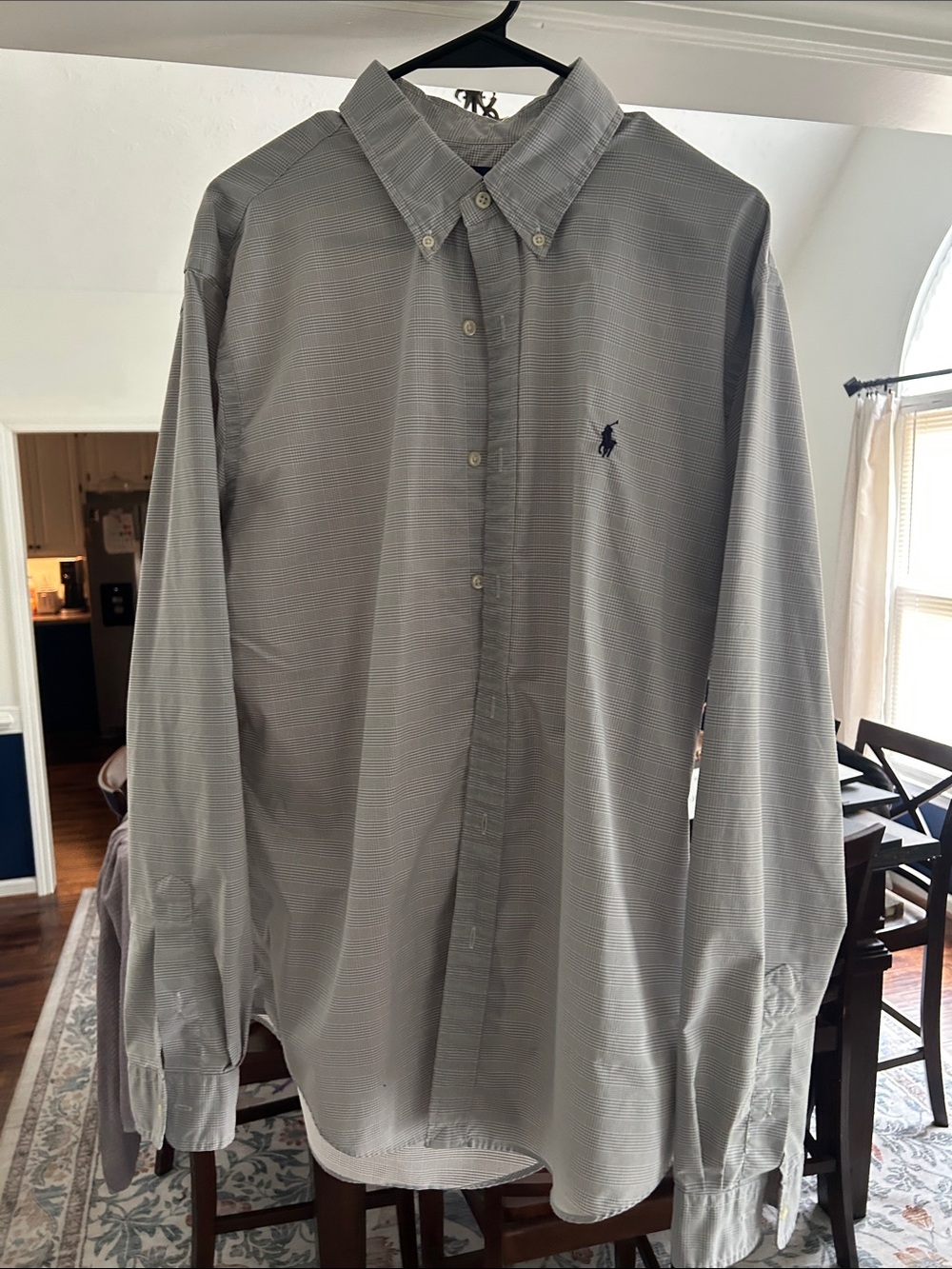 Ralph Lauren Men's Button-Down Shirt in Light Gray with Navy Pony